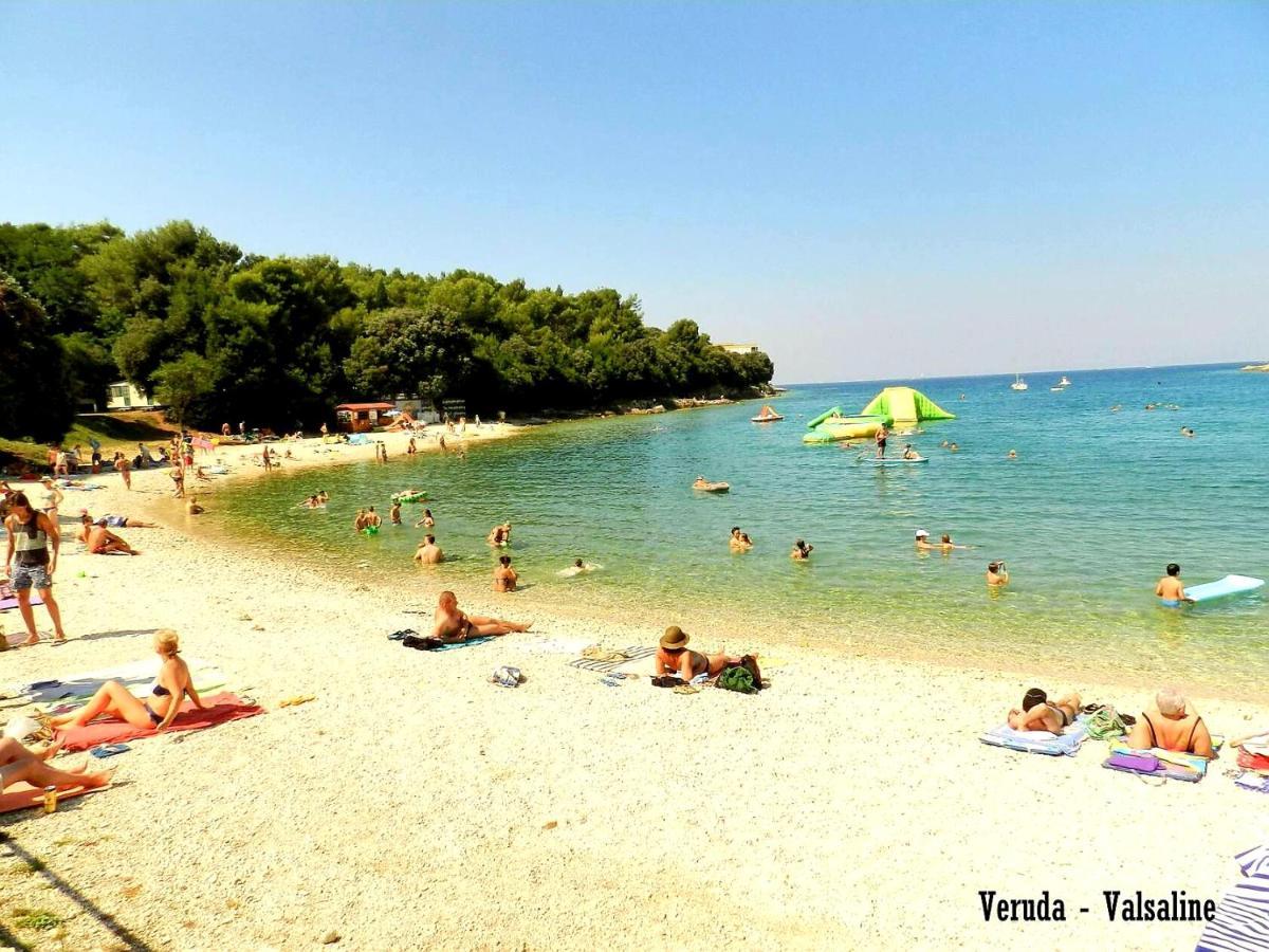 Apartment Mon Cheri-located In A Quiet Neighbourhood Near Beaches Free Parking *